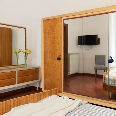 Apartment Iside Rome